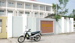 Nhân viên y tế nghi tự cắt lìa chân: Thông tin từ lãnh đạo bệnh viện