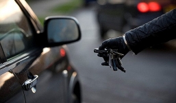 Xuất hiện chìa khóa vạn năng mở được mọi loại cửa ôtô