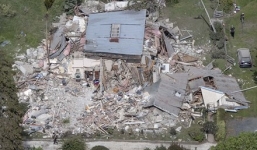 Cụ bà 100 tuổi sống sót thần kỳ sau trận động đất