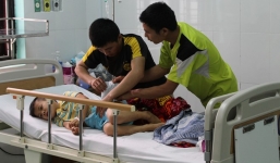 Bé gái 8 tuổi chết sau khi ăn mì tôm