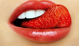 Quyến rũ hơn với cách chọn son đỏ cho từng loại da
