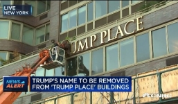 Video: Tên Trump bị dỡ khỏi tòa nhà chung cư ở New York