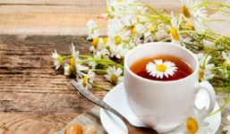 Mách nhỏ các bạn một số mẹo trị ho rát họng bằng các loại trà