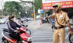 Phạt xe không chính chủ: Cách chứng minh xe đi mượn