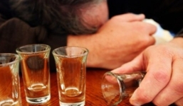 7 sai lầm khi giải rượu gây nguy hiểm