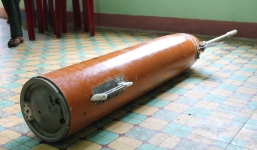 Vớt được vật thể lạ trôi dạt trên biển