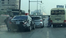 Tin tai nạn giao thông ngày 19/11: Va chạm với xe tải, một người tử vong