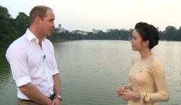 Nữ MC xinh đẹp, nói tiếng Anh như gió trò chuyện cùng hoàng tử William