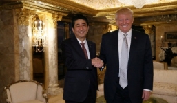 Tổng thống đắc cử Trump hào hứng khoe ảnh chụp cùng Thủ tướng Nhật