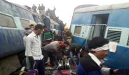 Ấn Độ: Tai nạn tàu thảm khốc khiến 90 người chết