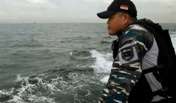 Tàu cao tốc Indonesia va chạm tàu chở hàng Việt Nam, 15 người mất tích