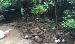 Ám ảnh hiện trường phát hiện thi thể 2 bé gái trong vườn nhà nghi phạm hiếp dâm