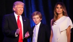 Vợ và con trai út của Trump sẽ không chuyển vào Nhà Trắng