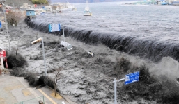 Nhật Bản tiếp tục hứng dư chấn động đất mạnh 5,7 độ Richter