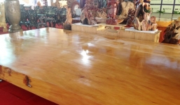 Đại gia Hà Nội lóa mắt trước phản gỗ “Hoàng gia” 3,6 tỷ lớn nhất Việt Nam