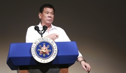 Video: Tổng thống Philippines chửi thề với phóng viên