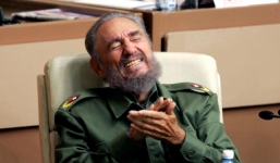 Fidel Castro: Hành trình 90 năm trở thành 'người khổng lồ'