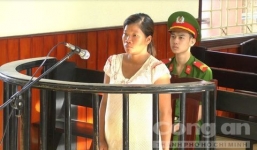 7 năm tù giam cho cháu gái bóp cổ bà nội lấy 570 ngàn đồng