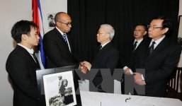 Lãnh đạo Đảng, Nhà nước, Chính phủ viếng lãnh tụ Cuba Fidel Castro