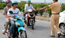 CSGT không được phép dừng xe để kiểm tra 'xe chính chủ'