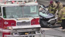 Bị thương nặng vì Live Stream Facebook trong lúc lái xe hơn 180km/h