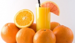 7 lợi ích bất ngờ của nước cam ít người biết