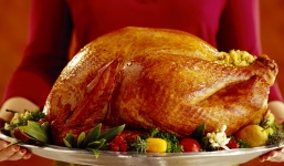 Người Việt “sính ngoại” ăn gà tây gần 2 triệu trong đêm Noel