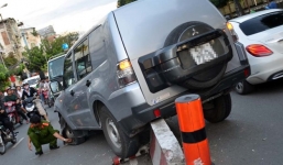 Xe ô tô chở tiền của ngân hàng gặp tai nạn ở Sài Gòn