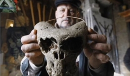 Phát hiện đầu lâu nghi của người ngoài hành tinh tại Nga