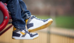 Australia: Tòa án chấp thuận việc chuyển giới cho bé trai 5 tuổi