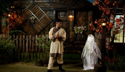 Á hậu Lệ Hằng bất ngờ trước tình cảm của người dân Philippines