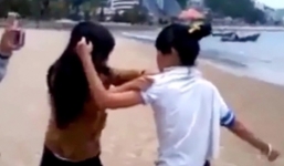 Nữ sinh lớp 8 bị bạn đâm thủng ngực vì comment '3 chấm' trên Facebook