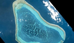 Trung Quốc tiếp tục cấm tàu cá đi vào bãi cạn Scarborough