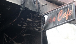 Cháy nhà kinh hoàng ở Sài Gòn: 2 vợ chồng, 3 con gái chết thảm