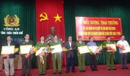 Thưởng nóng lực lượng phá án vụ cướp ngân hàng ở Huế