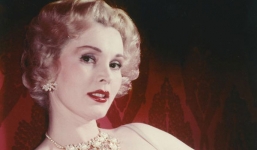 Nữ diễn viên huyền thoại Hollywood qua đời tại nhà riêng