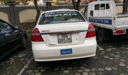 Thầy dạy lái xe 'né' chốt để trốn đo nồng độ cồn