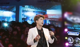 Phản ứng của Chi Dân khi fan cuồng vượt rào ôm chặt nam ca sĩ