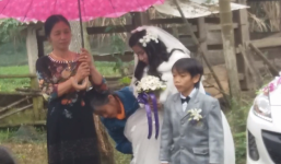 Đám cưới cổ tích của 'hoàng tử tí hon' tại Hà Tĩnh gây 'bão' mạng