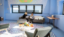 Ghé thăm văn phòng làm việc đầy ngẫu hứng của 3 “ông lớn”