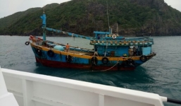 Cứu nạn 5 thuyền viên gặp nạn thành công