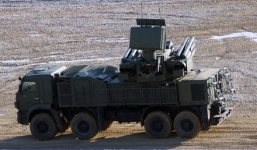 Cận cảnh 'mãnh thú' Pantsir-S1 của Nga kéo về Novosibirsk