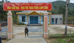 Chủ tịch xã bất ngờ viết đơn xin nghỉ việc