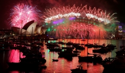 Pháo hoa chào đón năm mới 2017 trên khắp thế giới