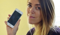 Mua điện thoại, thấy danh bạ toàn số người nổi tiếng