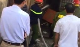 Nghi 'ngáo đá', người đàn ông đốt cháy cửa hàng nhôm kính