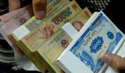 Tết Nguyên đán 2017: Ngân hàng nhà nước cấm chi tiền mới từ 5.000 đồng trở xuống