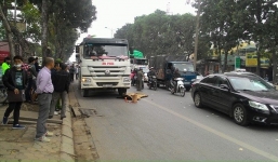 Hà Nội: Xe trộn bê tông gây tai nạn chết người