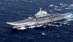Tàu sân bay Trung Quốc thử vũ khí trên Biển Đông