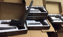 Phát hiện 108 khẩu súng bắn đạn bi tại Hà Nội